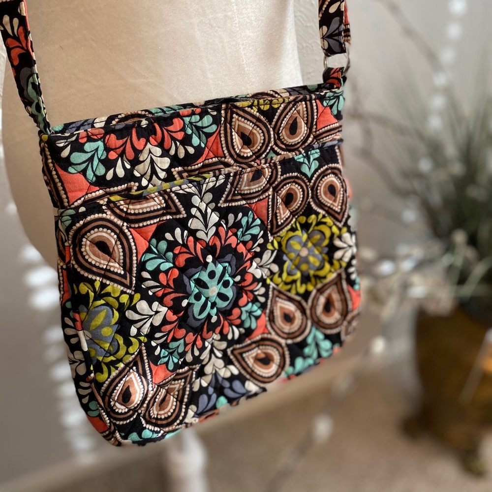 Era Bradley crossbody